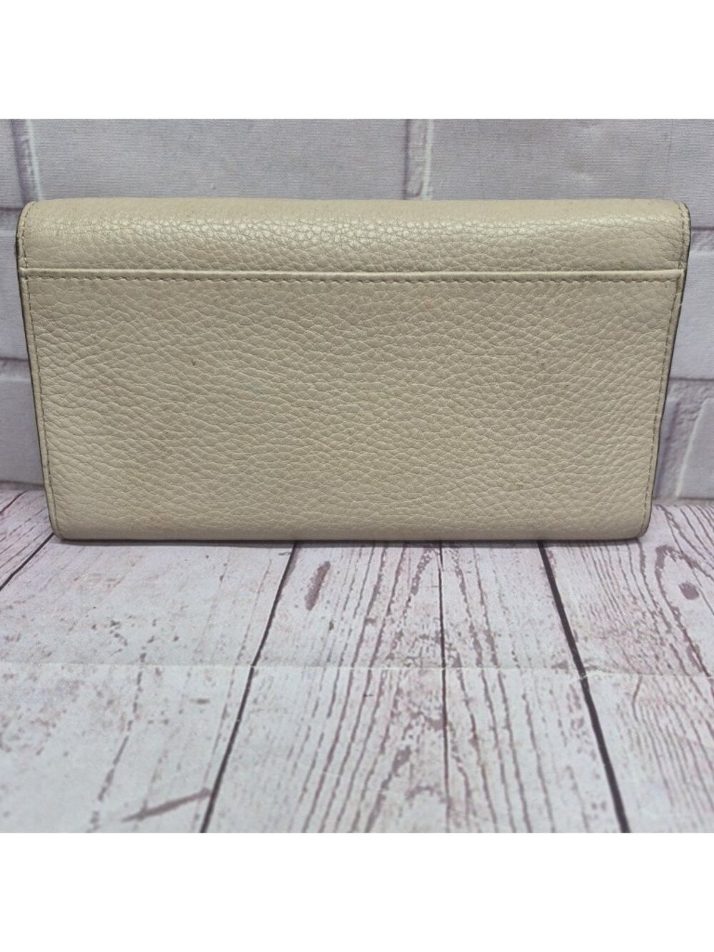 Kate Spade New York Clutch Wallet Med Pebbled Beige Bifold ~Zippered Storage - Picture 3 of 8
